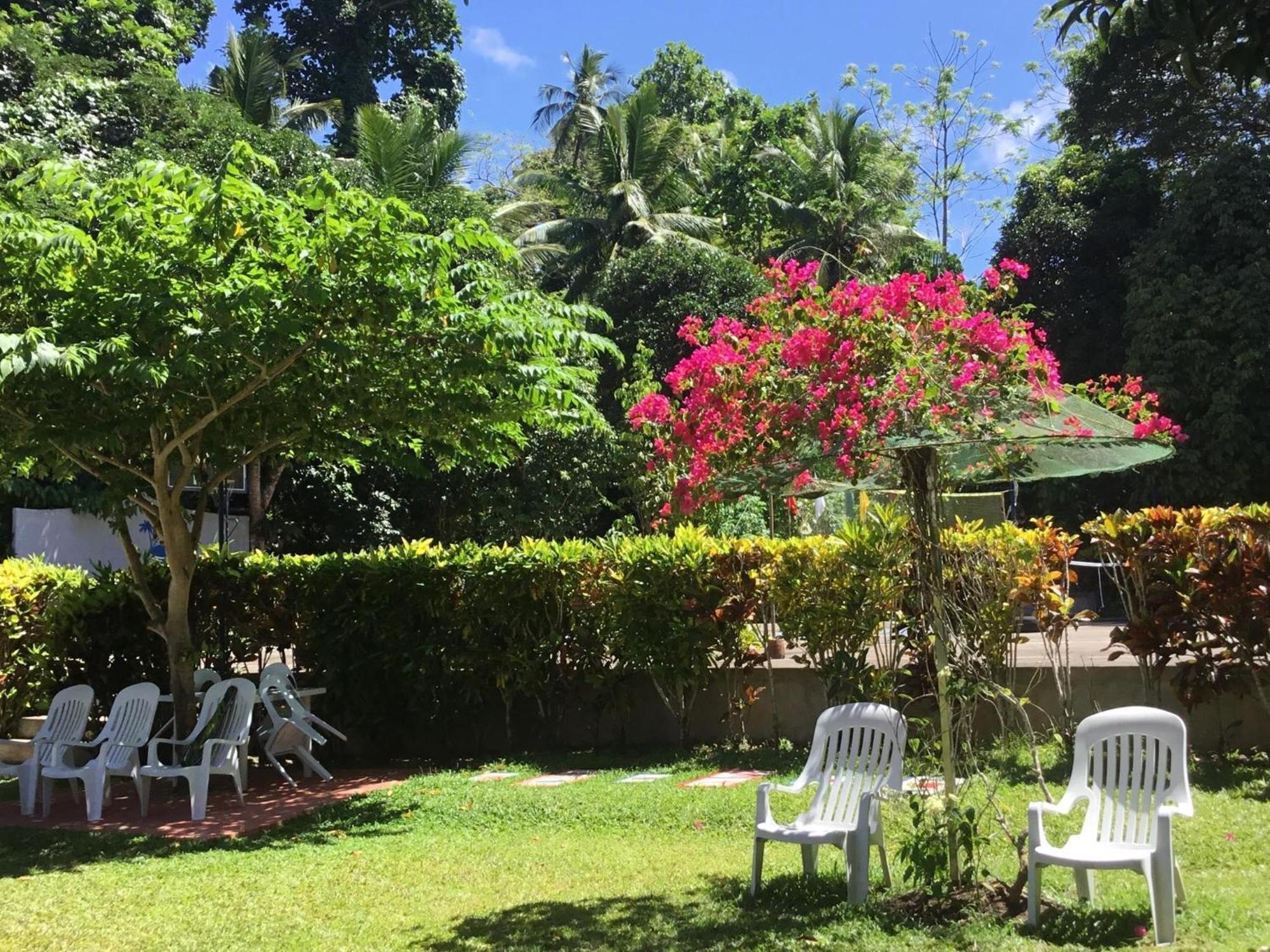 Camiguin Lanzones Resort Mambajao Kültér fotó
