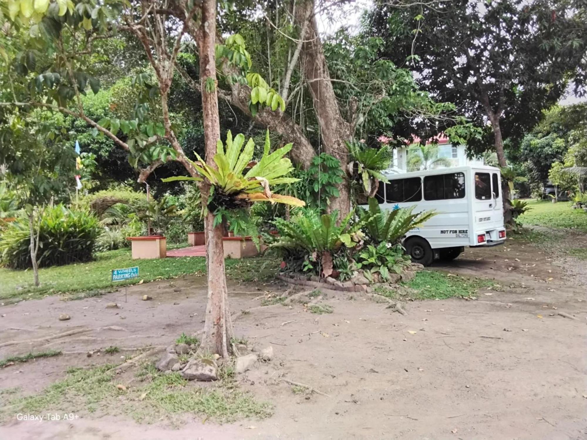 Camiguin Lanzones Resort Mambajao Kültér fotó