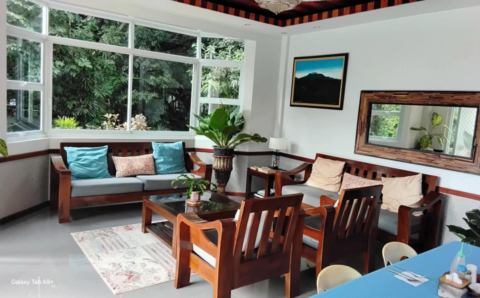 Camiguin Lanzones Resort Mambajao Kültér fotó